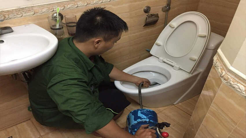 thông bồn cầu khánh vĩnh