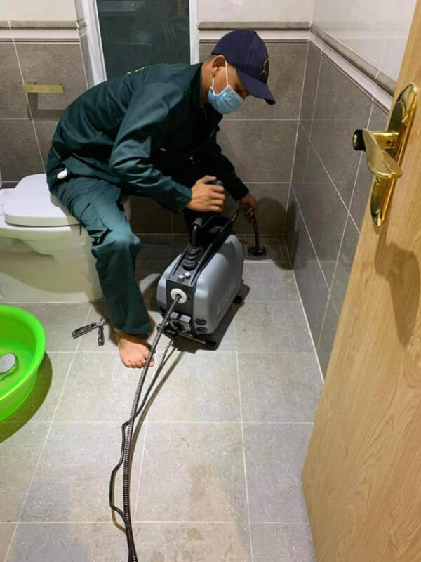 Thông bồn cầu Quận 9