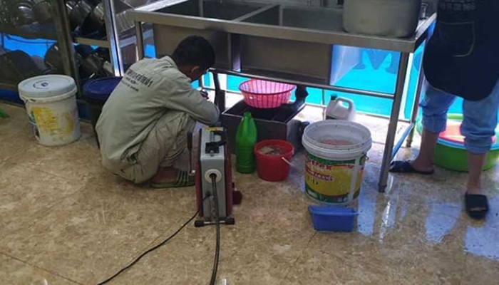Thông cống Cần Giuộc