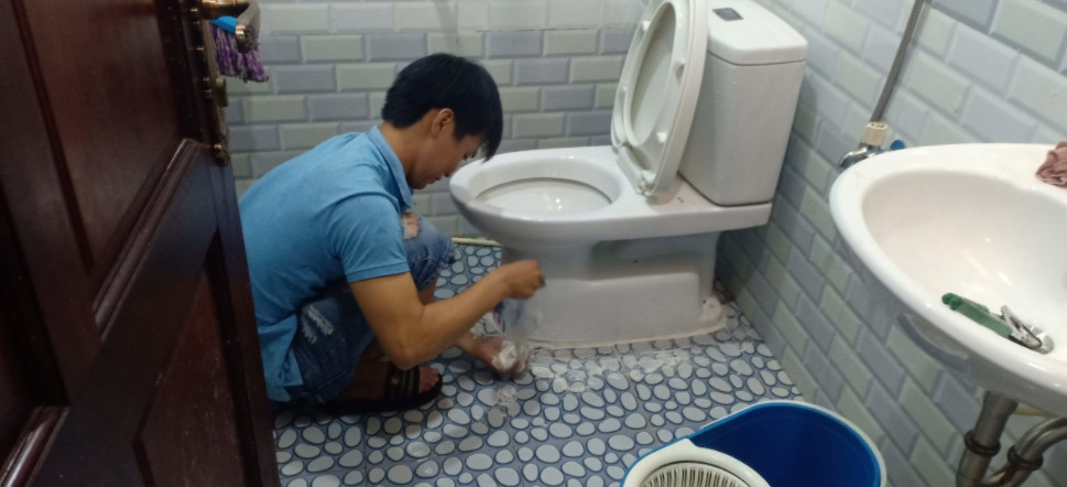 Xử lý mùi hôi nhà vệ sinh TPHCM