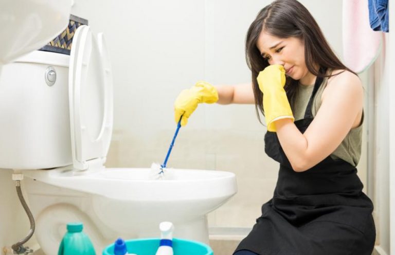 Xử lý mùi hôi toilet TPHCM